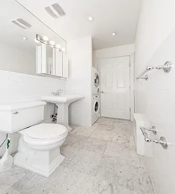 Rented by Voro New York | media 26