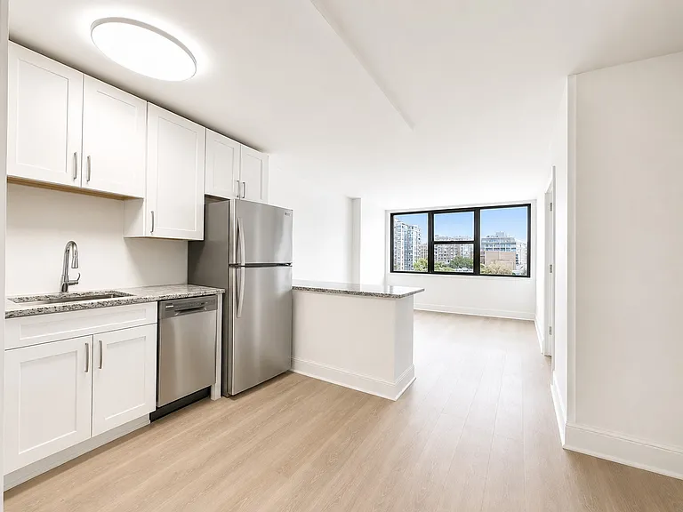 280 Marin Blvd #6G — Photo 1