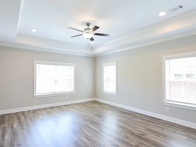 1270 Charleston Dr — Photo 15