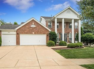 346 Gateford Dr, Ballwin, MO 63021