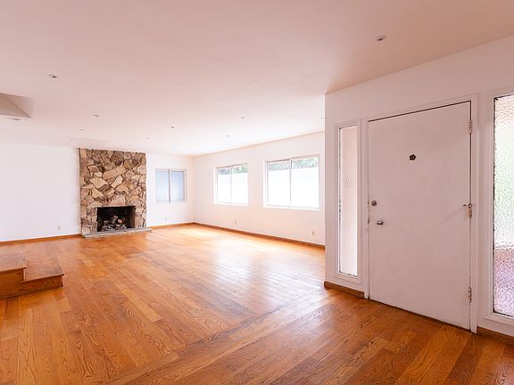 2nd image of 3146 Laurel Canyon Blvd
