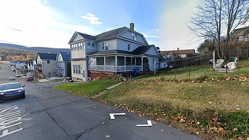 601 Front St #A Photo 1 601 Front St #A Photo 1