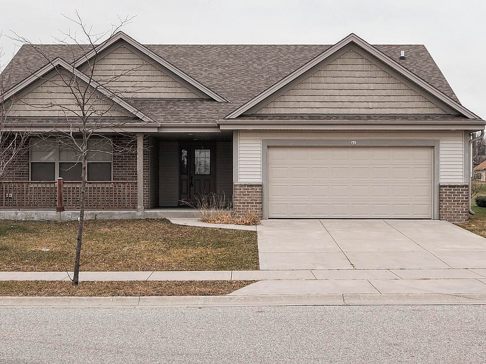 1st image of 42 Rushmore Ln