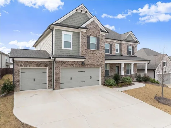 6109 Black Pear Ln, Gainesville, GA 30506