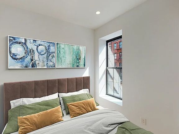 4th image of 77 E 3rd St APT 5