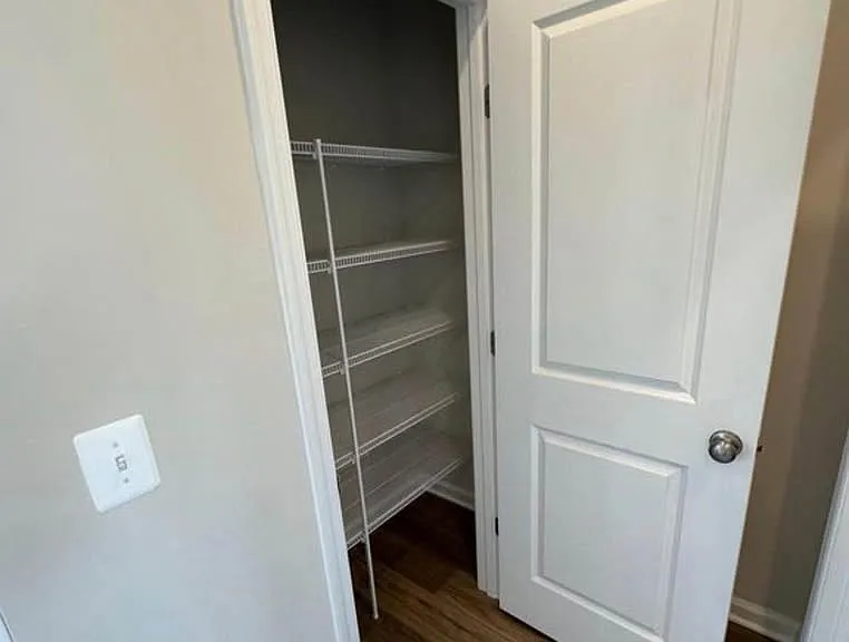 Closet 2