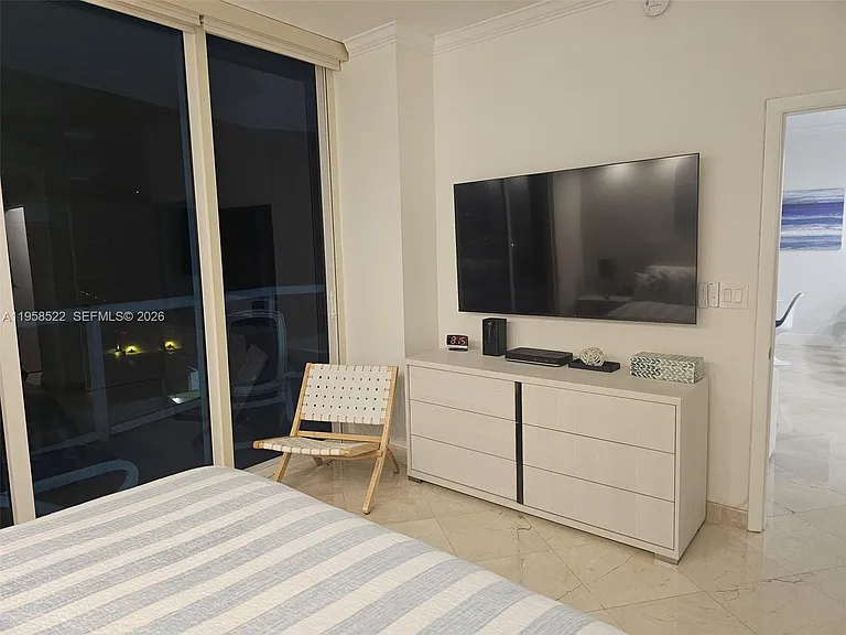 6515 Collins Ave #901 — Photo 16