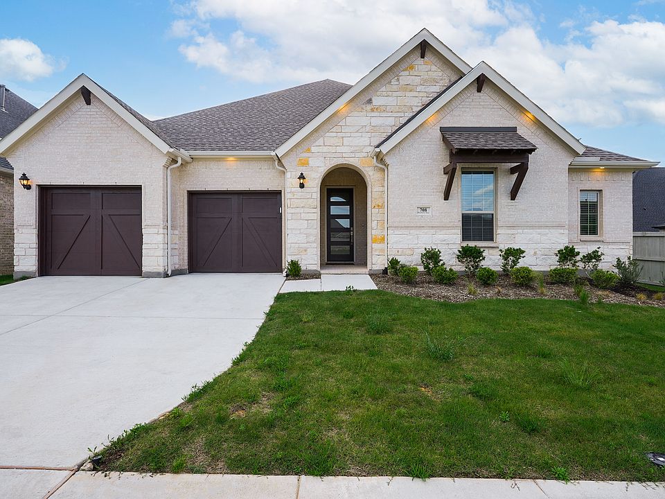 1st image of 708 Blueberry Way