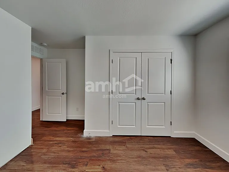 17154 W Golden Ln — Photo 21