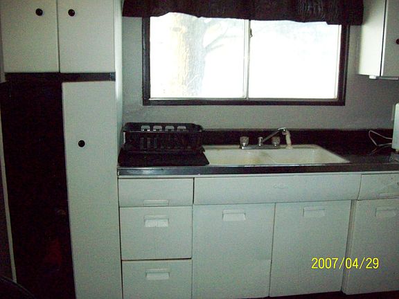 3rd image of 30 White Pine Way