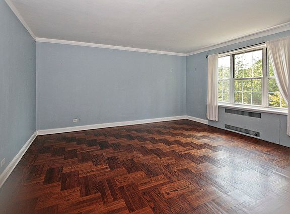 4th image of 6 Midland Gdns APT 1E