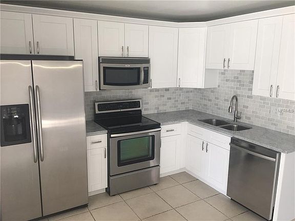 4th image of 1010 Coolwood Pl