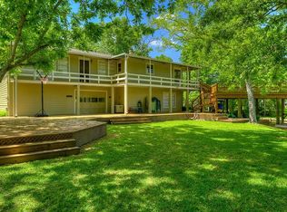 11 Walnut Dr, Coldspring, TX 77331