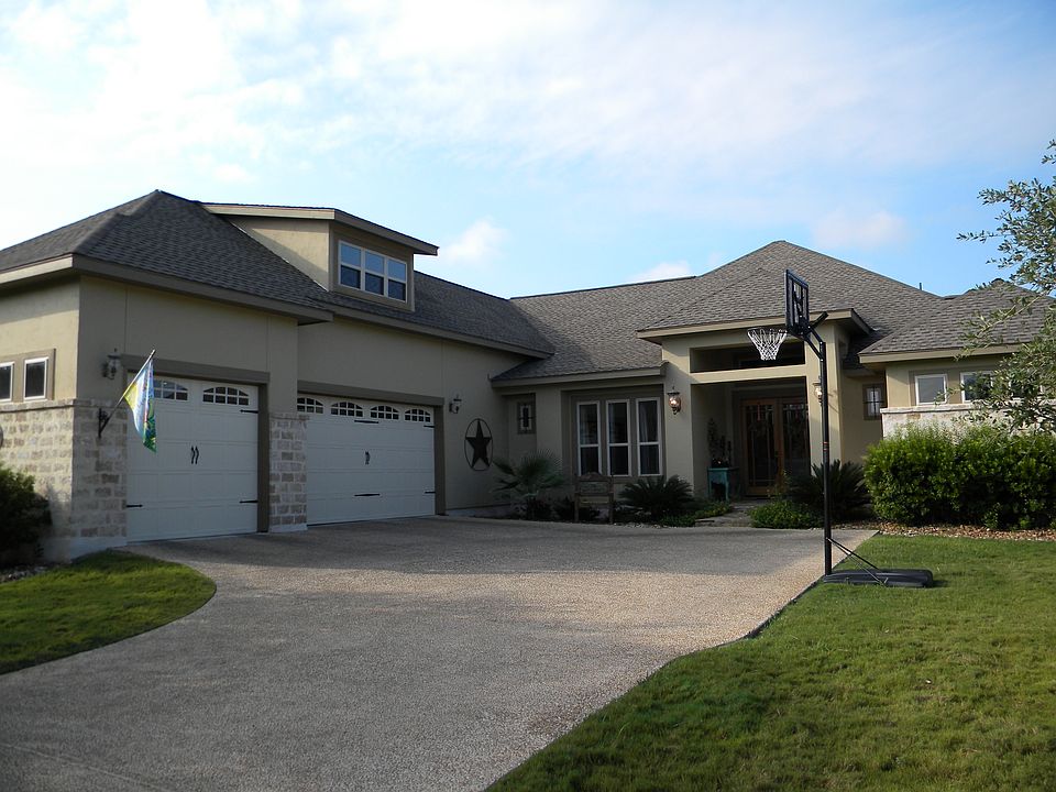 1st image of 29815 Fairway Vista Dr