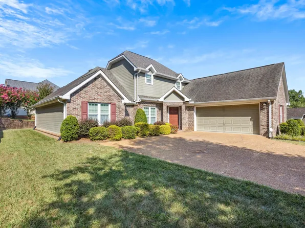 921 Creek Dr, Chattanooga, TN 37415