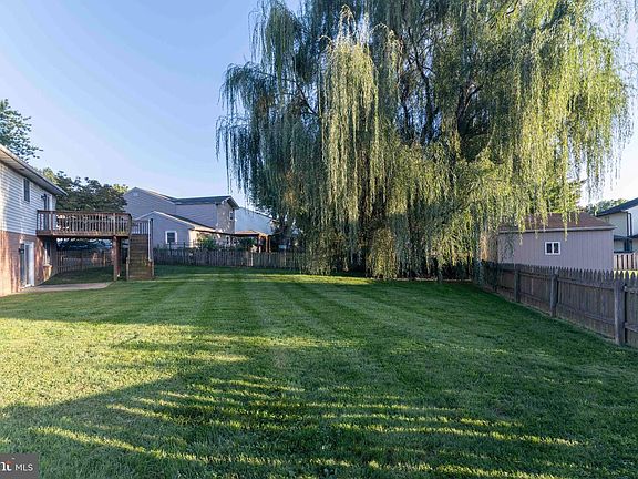 5th image of 638 Regent Dr