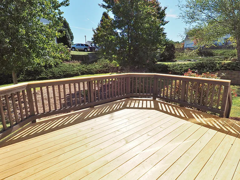 6860 Lakecrest Ct — Photo 22