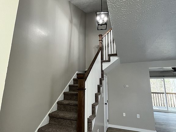 4th image of 425 Bicentennial Way #111