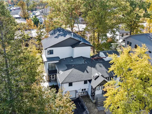 20 Merrick Drive #201, Spring Valley, NY 10977