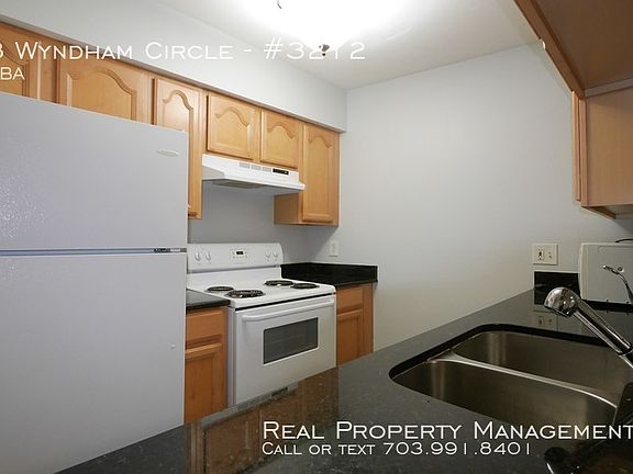 3rd image of 3313 Wyndham Cres #3212