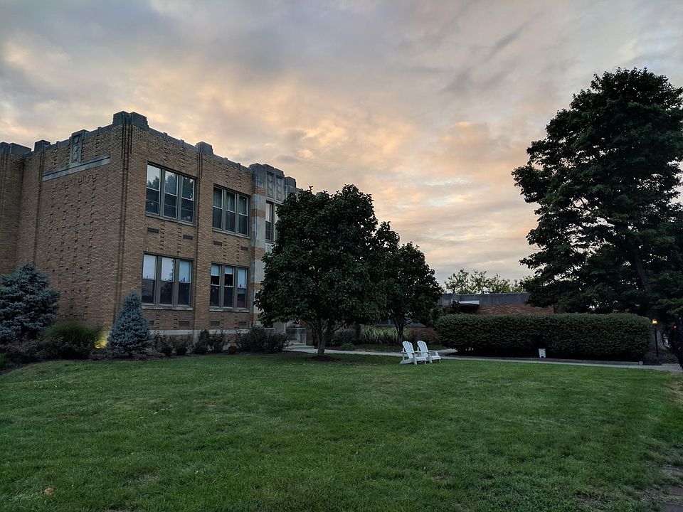 East Lawn