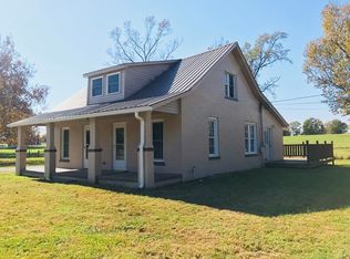 736 Main St, Baxter, TN 38544