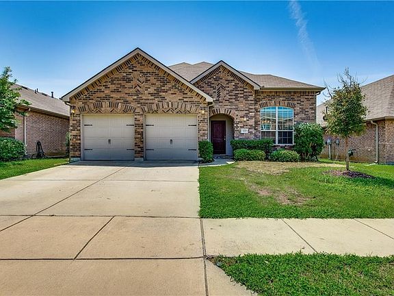 4th image of 1620 Bluebird Dr