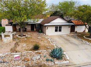 816 Moon Glow Dr, Leander, TX 78641