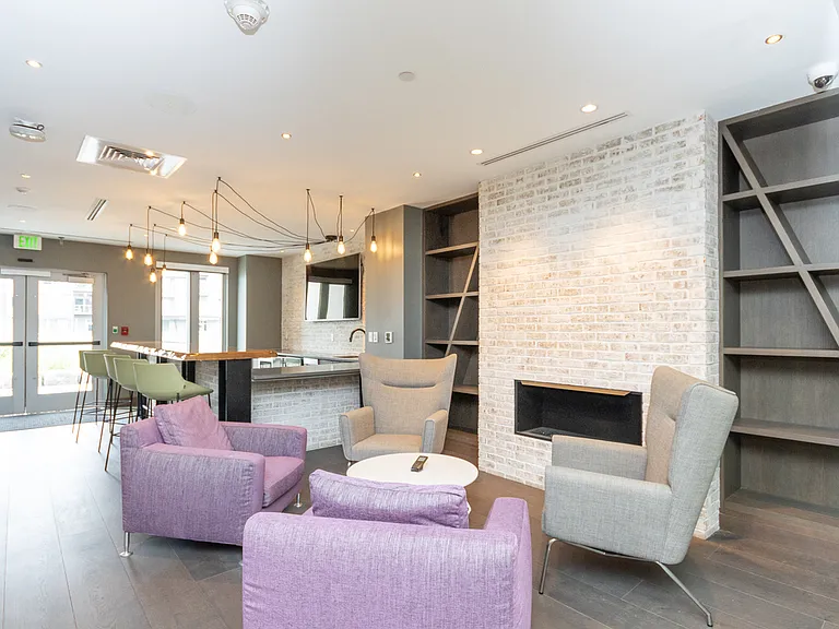 45 Lewis St #202 — Photo 19