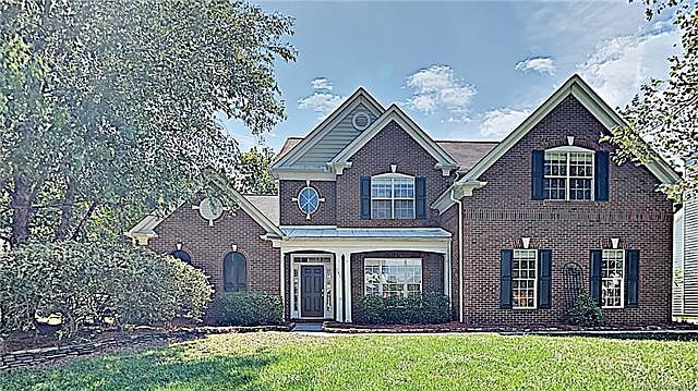 1st image of 6852 Guinevere Dr