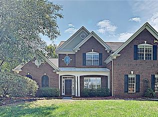 6852 Guinevere Dr, Charlotte, NC 28277