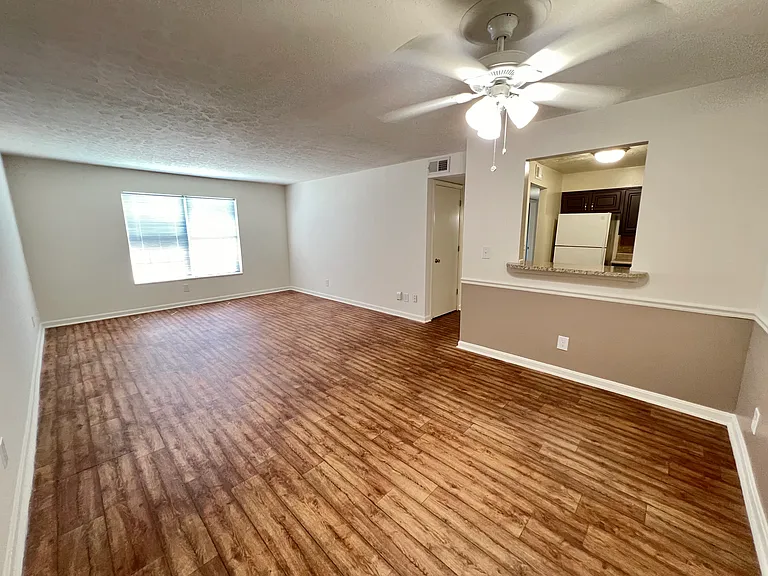 Countrybrook Apartments — Photo 121