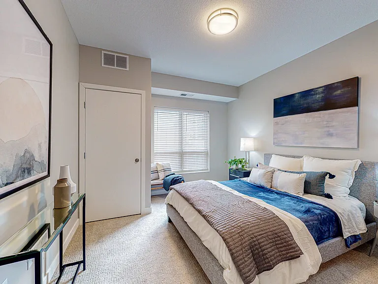 Grove80 Apartments — Photo 6