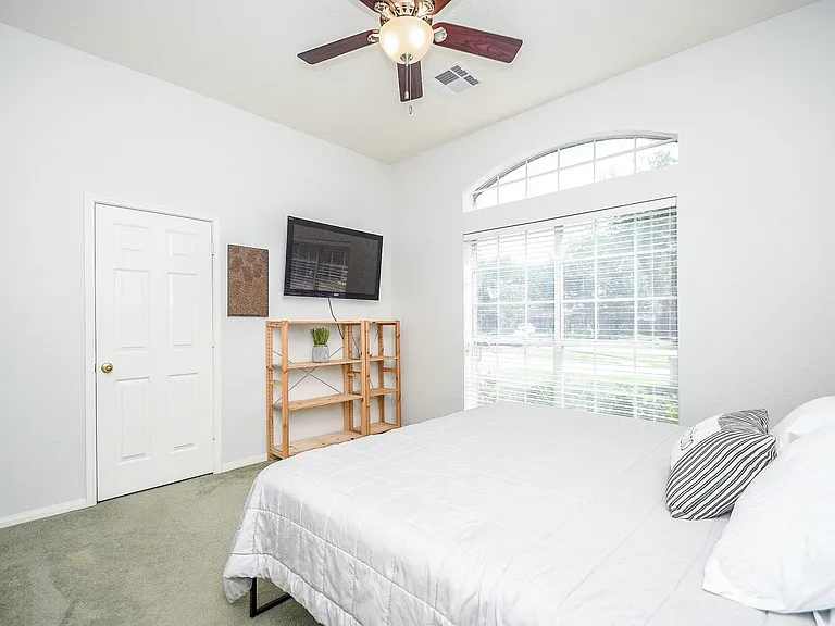7219 Colony Bend Ln — Photo 28