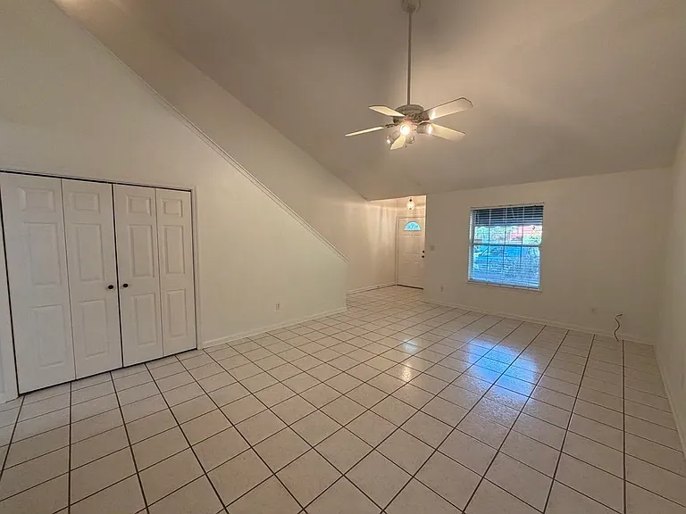 2446 Ryan Pl #B — Photo 5