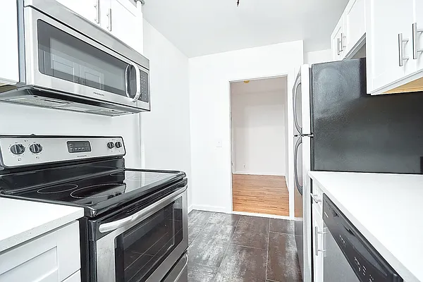 Rented by REAL New York | media 10