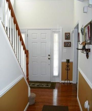 2nd image of 2619 Schumann St