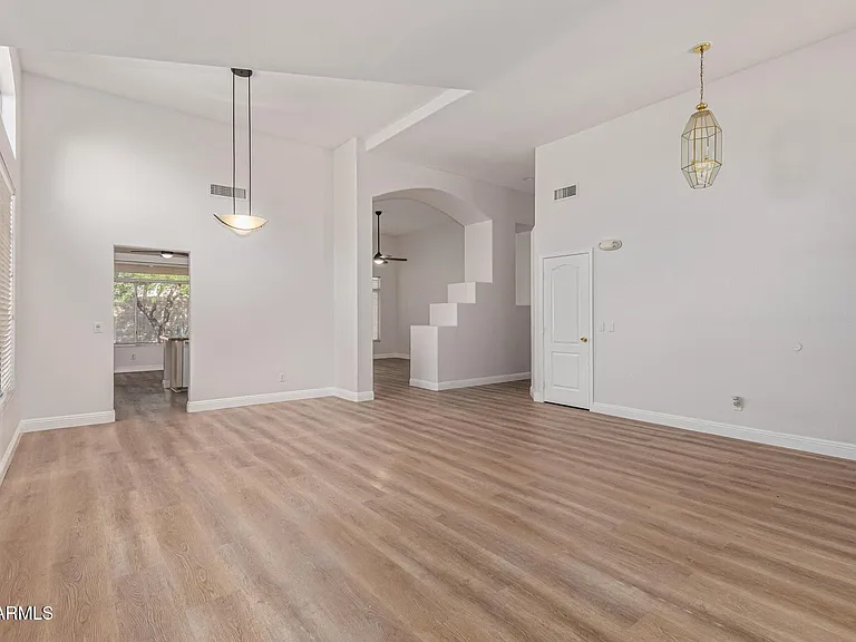 15213 N 55th Way — Photo 10