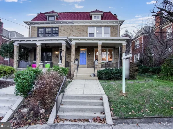 4306 37th St NW, Washington, DC 20008