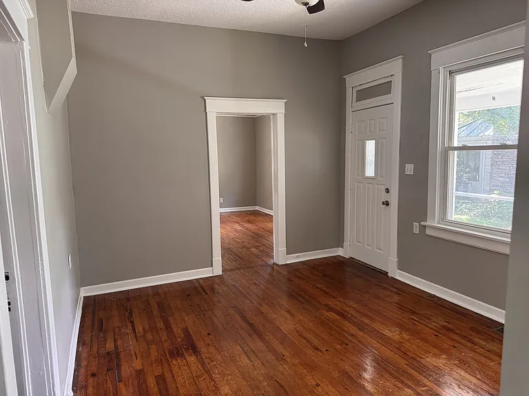 1115 S Main Ave — Photo 21