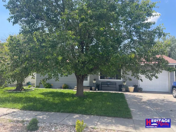 1615 Conkling Ave, Garden City, KS 67846