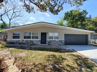 844 Derbyshire Rd, Daytona Beach, FL 32117
