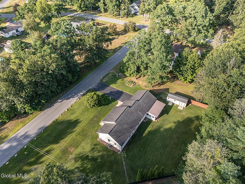 3rd image of 36 Nolan Road