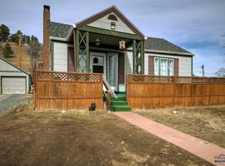 3940 Canyon Lake Dr, Rapid City, SD 57702