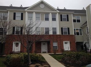 1909 Ridgeview Ct, Parlin, NJ 08859