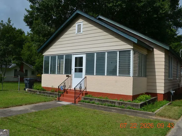 1505 14th Ct, Phenix City, AL 36867