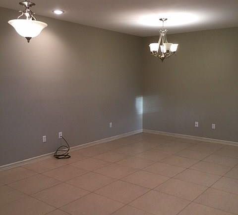 5th image of 3005 San Miguel Cir APT B