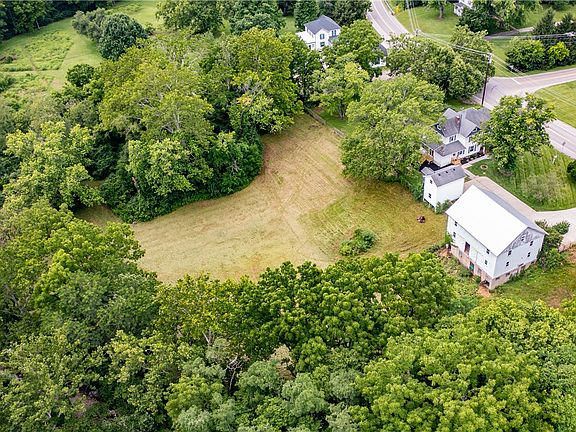 5th image of 6401 Princeton Rd