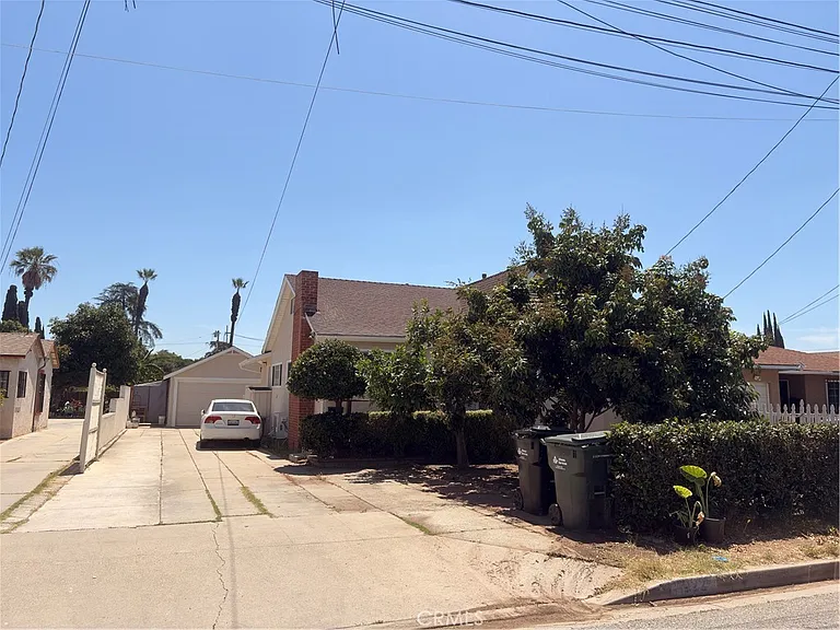 1222 S Gladys Ave #A — Photo 27