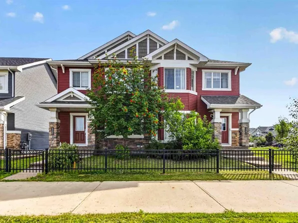 229 W Heritage Dr, Wood Buffalo, AB T9K 0X9